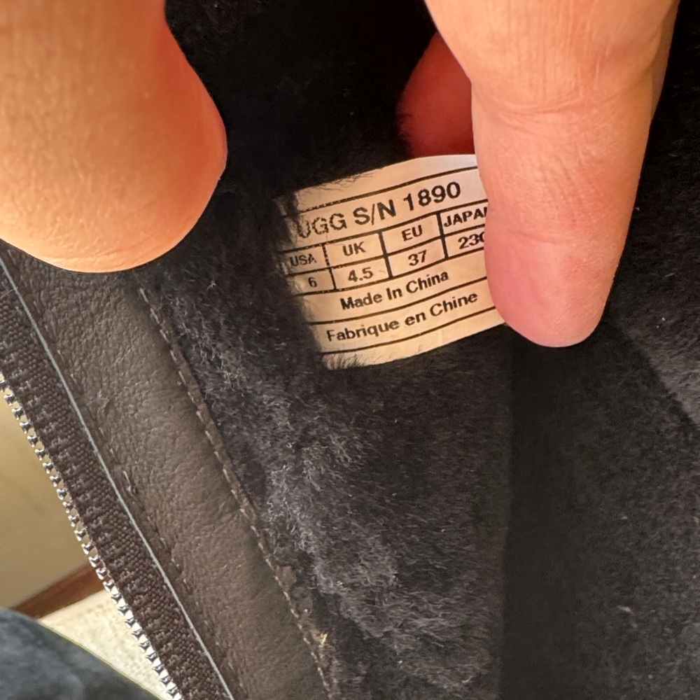 UGG Australia Kenly Tall zipper Boots - Picture 4 of 7